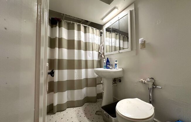 2523-29 Webster