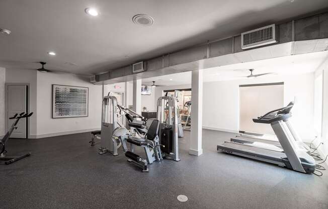 the gym at the flats at obsidian