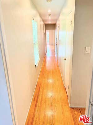 2 beds, 1 bath, $3,600, Unit 4