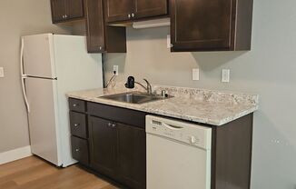 2bed/1bath unit on S 95th
