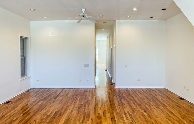 3 beds, 2 baths, 1,580 sqft, $4,400, Unit 2454-1F