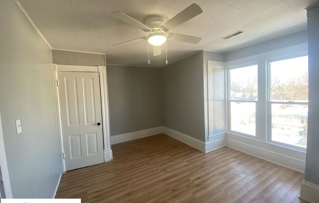 1 bed, 1 bath, $725, Unit 2114 - Upstairs