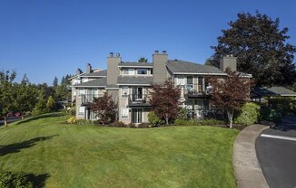 Sorrento Bluff Apartments in Beaverton