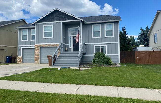 Beautiful 4-bedroom 2.5 bath home located on 5-mile prairie available for move in July 18th