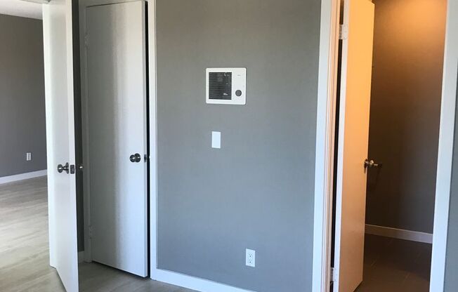 2 beds, 2 baths, $2,795, Unit 205