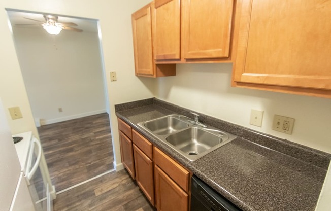 This is a picture of the kitchen in a 748 sq foot 2 bedroom, 1 bath apartment at Red Bank Reserve in the Madisonville neighborhood of Cincinnati, Ohio.
