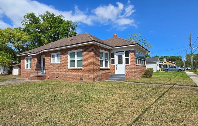 Murray Hill Home  3 Bed 1 Bath