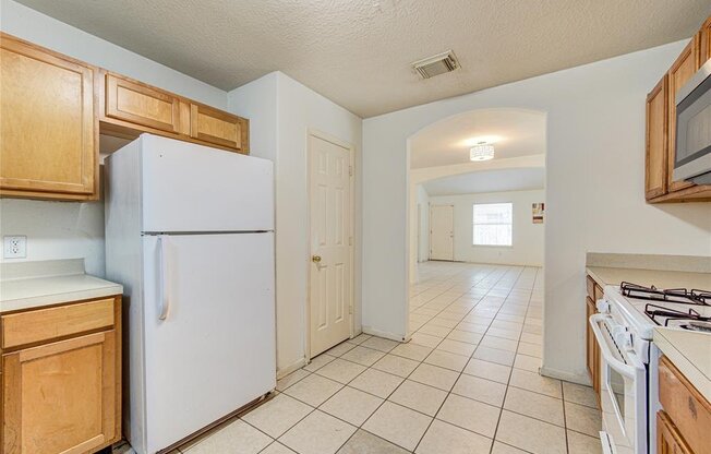 6502 WELLINGTON MDWS DR