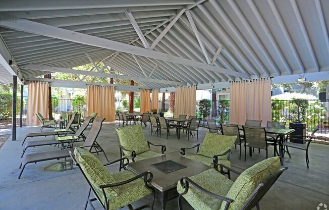 2 beds, 2 baths, 1,020 sqft, $1,625, Unit 1920