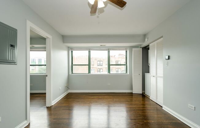 2 beds, 2 baths, 664 sqft, $2,250, Unit 302