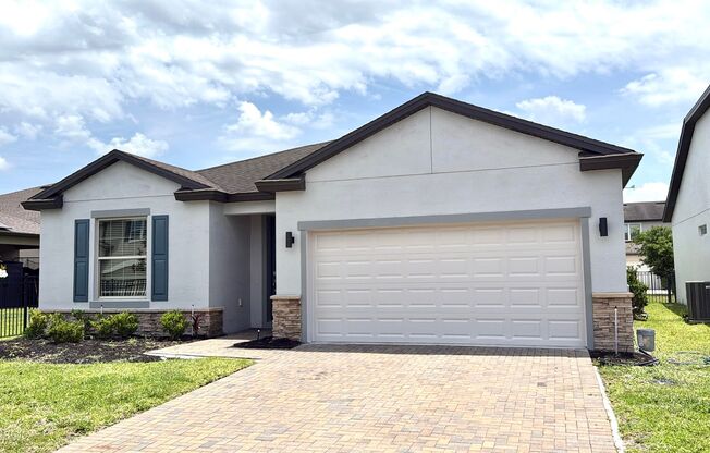 Single family house in Lake Nona! Gate community & A rated school within 2 mins and lots of amenities!