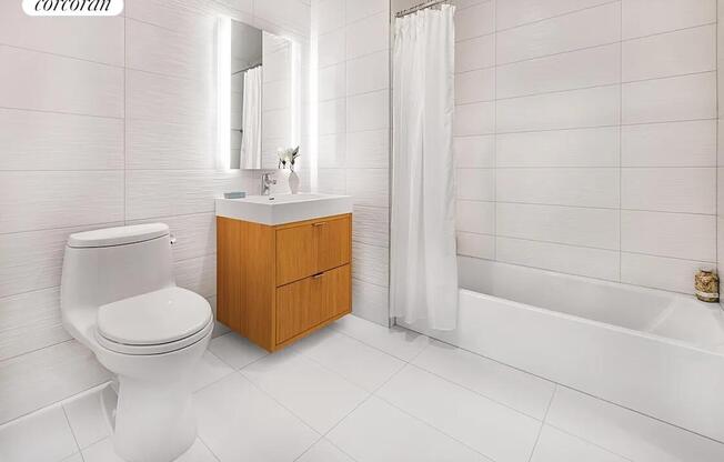 1 bed, 1 bath, $4,578, Unit 70G