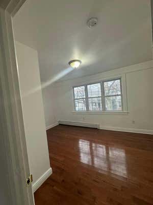 2 beds, 1 bath, 608 sqft, $2,800