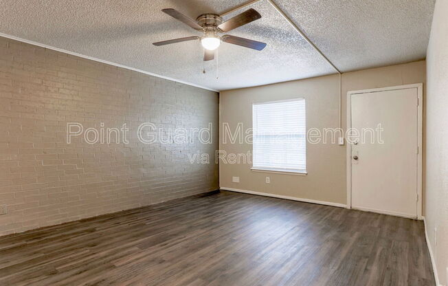 1 bed, 1 bath, 750 sqft, $695, Unit 207