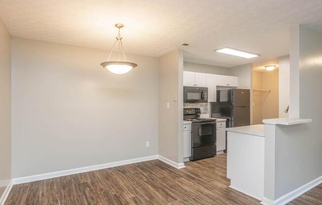 1 bed, 1 bath, 908 sqft, $1,450