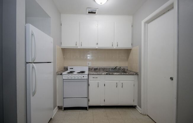 1 bed, 1 bath, 465 sqft, $1,150, Unit 09161R