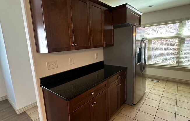GET $1000 OFF THE FIRST MONTHS RENT!!!