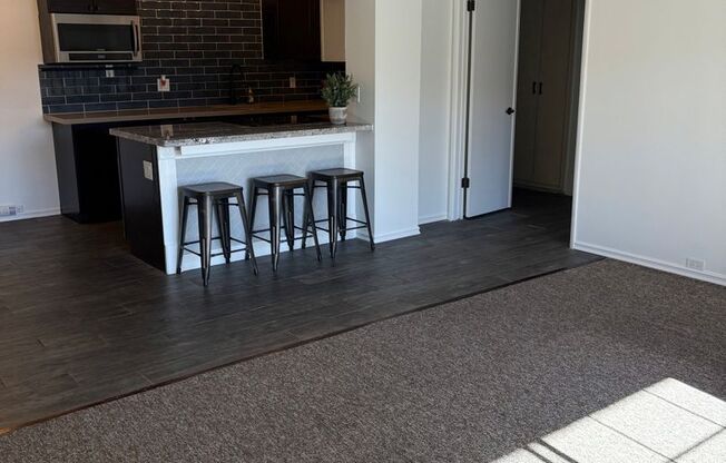 **BEAUTIFUL PRIVATE 2 BEDROOM/2 BATHROOM GATED CONDO IN PHOENIX (16TH ST & MORTON)** **MOVE IN SPECIAL: 50% OFF RENT FOR FIRST TWO MONTHS**