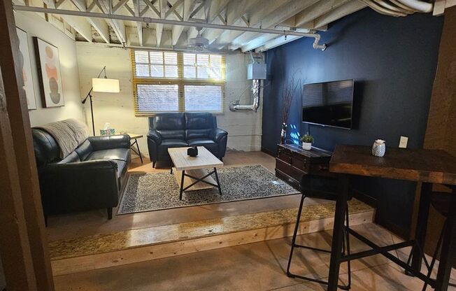Tracy Lofts