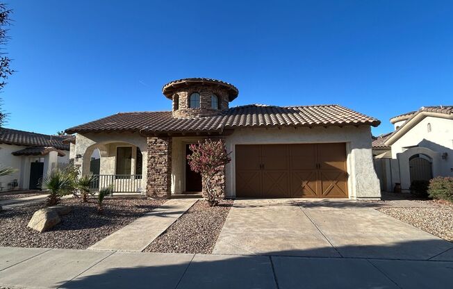 831 W SYCAMORE CT