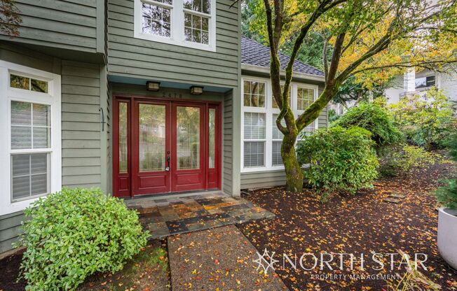 Spacious Elegance in Lake Oswego