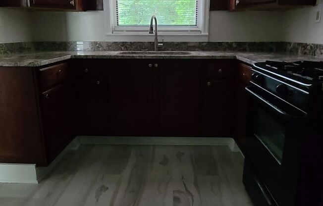Charming 3BR/1BA Ranch Home with Fenced Backyard & Screened Porch