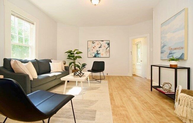 43 MT VERNON ST