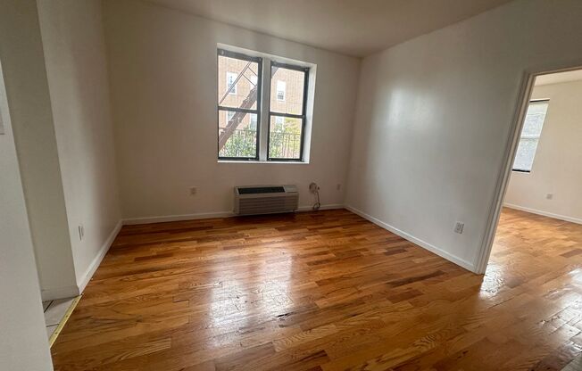 HOBART AVE UNIT 2