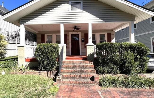 1827 MECKLENBURG AVE