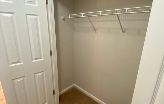 1 bed, 1 bath, 765 sqft, $1,125, Unit 2758-6