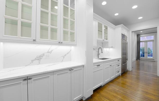 205 E 61 ST