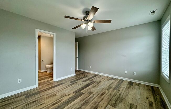 2 beds, 2 baths, $1,200