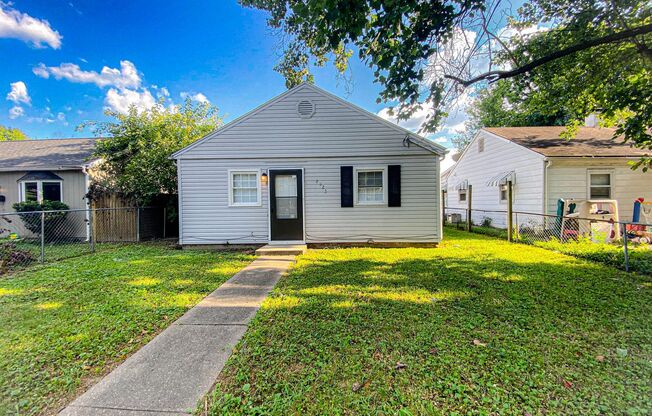 1st full months rent free. 3 Bedroom/1 Bathroom House For Rent