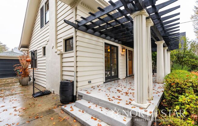 Classic Portland Home Heart of Irvington