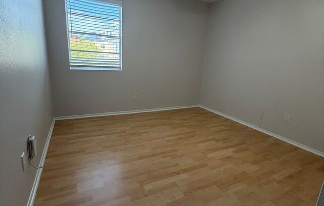 2 beds, 2 baths, 940 sqft, $1,475, Unit OCR-219