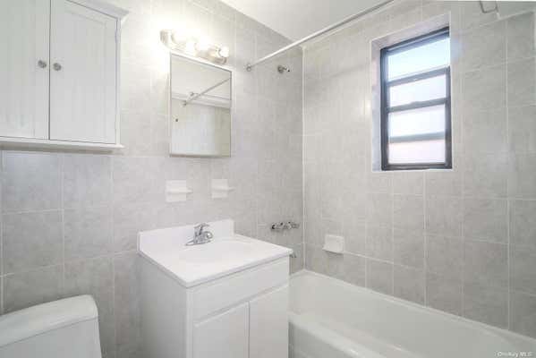 2 beds, 1 bath, 900 sqft, $2,400, Unit 6C