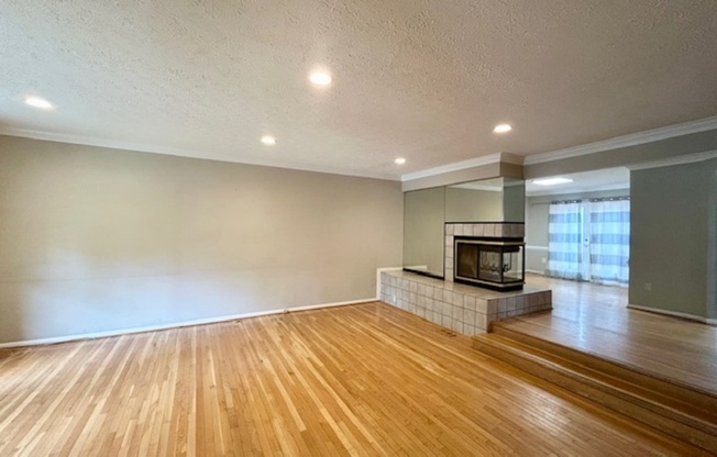 7 WILLWOOD CT