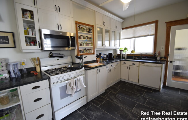 27 29 PAGE ST