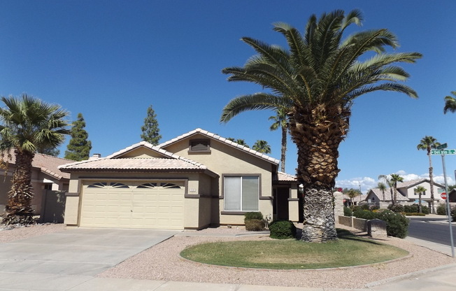 3 beds, 2 baths, $2,340