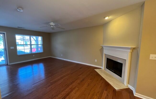 Charming 2BR/2.5BA Townhome in Villages of Riverwood – Hermitage