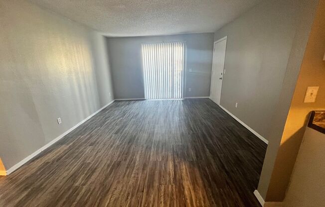 1 bed, 1 bath, 702 sqft, $885, Unit 36C