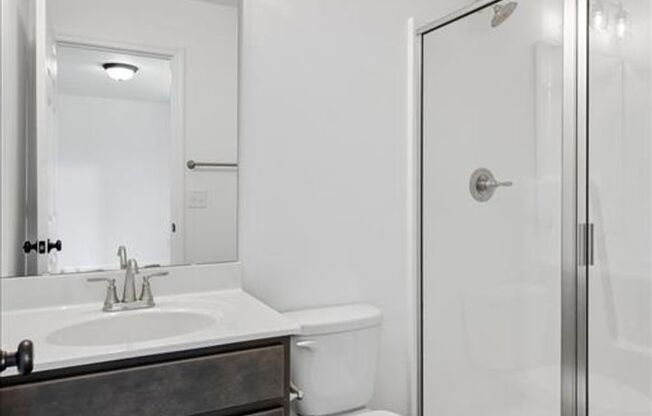 3 beds, 3 baths, 1,323 sqft, $2,400, Unit Rivers Edge Dr - 179