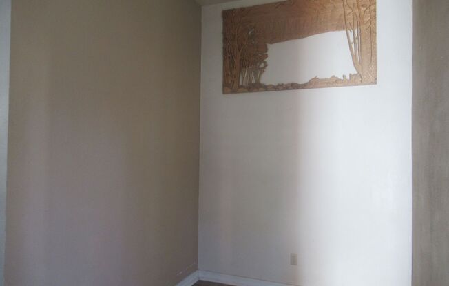 Spacious 1 bedroom, .75 bathroom MIL apartment ALL UTILITIES INCLUDED