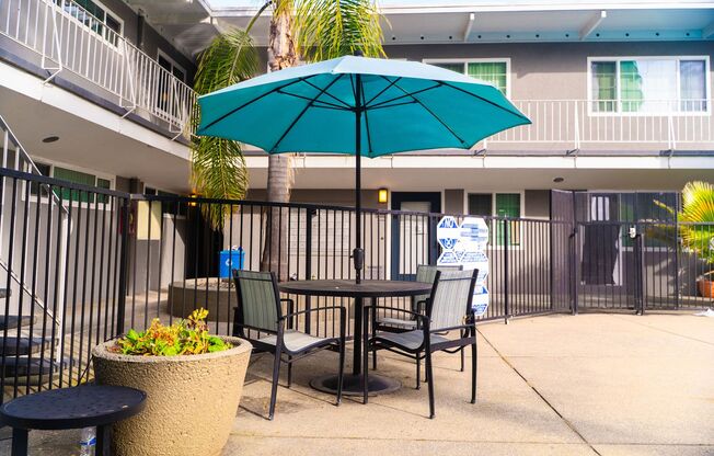 1 bed, 1 bath, 580 sqft, $2,050, Unit 29