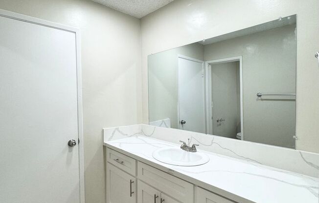 2 beds, 1 bath, 953 sqft, $2,195, Unit Unit 222