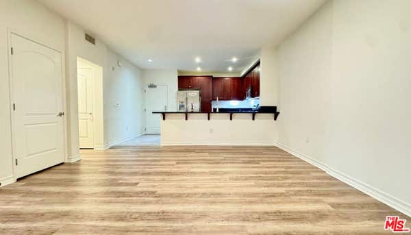1 bed, 1 bath, 1,050 sqft, $3,100, Unit 426