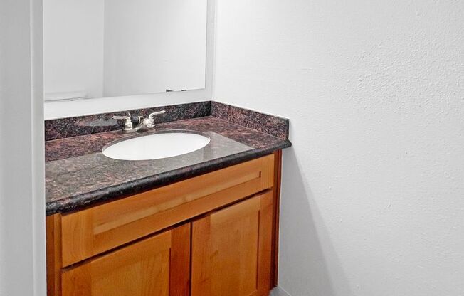2 beds, 2.5 baths, 1,123 sqft, $2,210