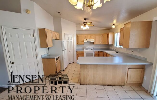 3 beds, 2 baths, $1,725