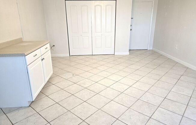 Studio, 1 bath, $1,000, Unit UNIT 788