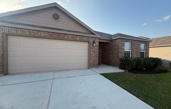 Modern Single Family Home in New Braunfels